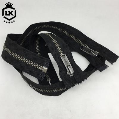 China Durable Black Zipper With Logo Zipper Puller Use For Custom Zipper Bag Packing Clothes for sale