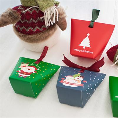 China Recycled Empty Paper Packaging Boxes Christmas Mini Crackers Candy Box Cartoon Cute Foldable Gift Bag Wholesale ZL Materials Small for sale