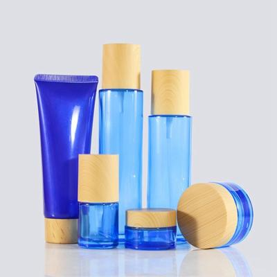 China 110ml Blue Essential Oil Bottles 37/415 37mm Cosmetic Glass Jars With Lids for sale