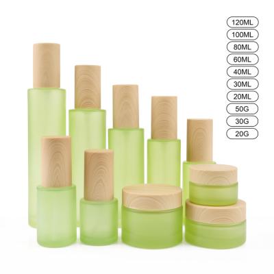 China 50g White 18mm Glass Cosmetic Bottles 20ml 18/400 Face Cream Jars for sale