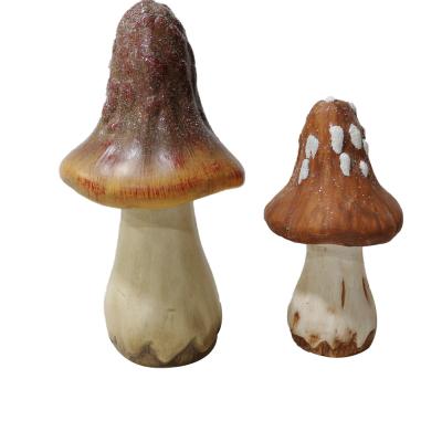 China High Quality Custom Made Handmade Resin Garden Mushroom Decoration From Europe for sale