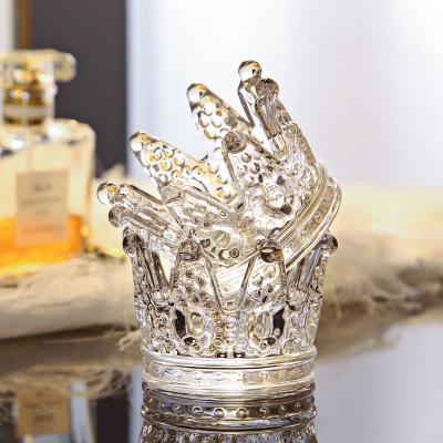 China Personality Crystal Jewelry Storage Art Works of Europe Opens Candlestick Ash Tray Fashion Crystal Crowns Cute Girl Glass Ashtray for sale