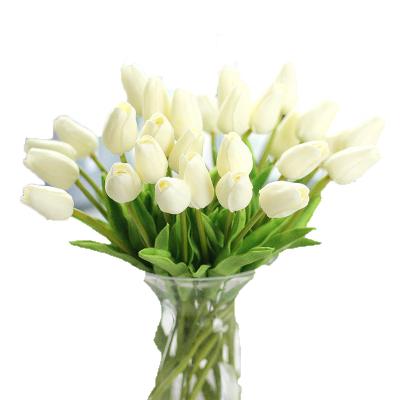 China High Best Quality Tulip Artificial Faux Flowers Wedding Decor Home Decor White Bride Bouquet Real Touch Flower Homes Garden Decor for sale