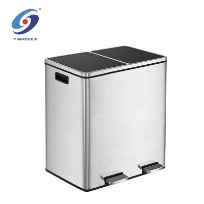 China Sustainable Rustproof And Sunscreen Recycle Bin 30L Metal Trash Can for sale