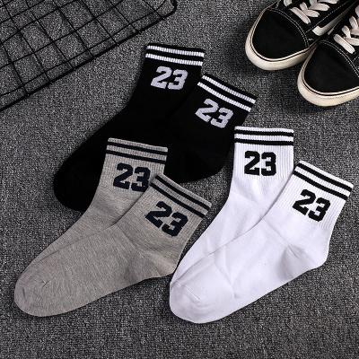 China Sportswear autumn and winter breathable middle tube new thongs men's inschao brand sports campus student cotton Alphanumeric Socks for sale