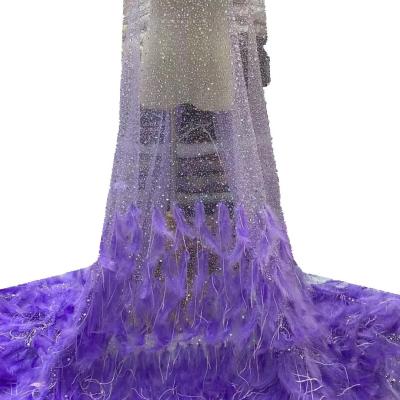 Cina Nuovo lusso unico piume 3D pizzo con paccolette ricamo tessuto pizzo tulle francese abito da sposa rosso paccolette pizzo in vendita