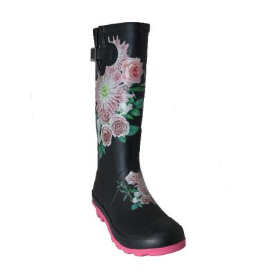 China Beautiful Recyclable Flowers And Cool Color Women Rain Boots Ladies Rubber Wholesale Shoes for sale