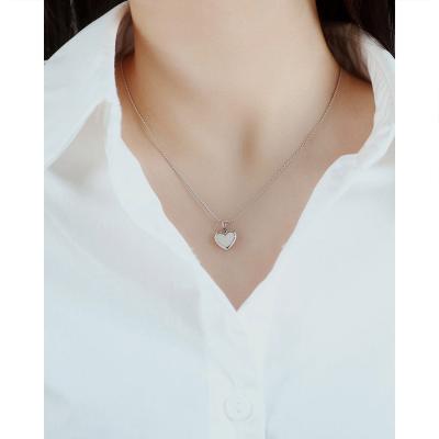 China Fashion Titanium Heart Steel Necklace For Women Design Stainless Steel Clavicle Chain for sale