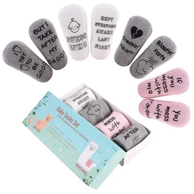 China Antibacterial 4 Pairs 0-12 Months Baby Shower Gift Set Christmas Cute Cotton Non Slip Winter Sock Wholesale Custom Logo Funny Socks With Box for sale