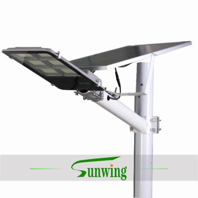 China ROAD Smart 100W 150W Lights Outdoor Solar Powered LED Street Light Lamp Waterproof for sale