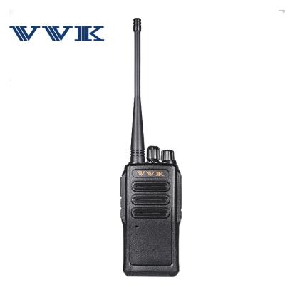 China Fast Shipping Handy Walkie Talkie Radio 2km Long Range 2500AH Walkie Talkie for sale