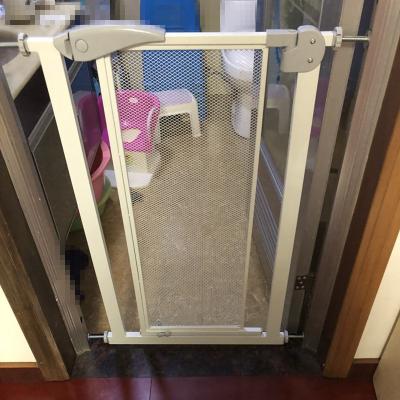 China Eco-freindly baby child safety products safety gate stair safety gate baby for sale