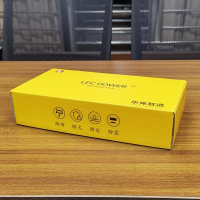 China Recycled Materials Hot Selling Yellow Clothes Cardboard Shipping Boxes Corrugated Rectangle Packing Boxes for sale