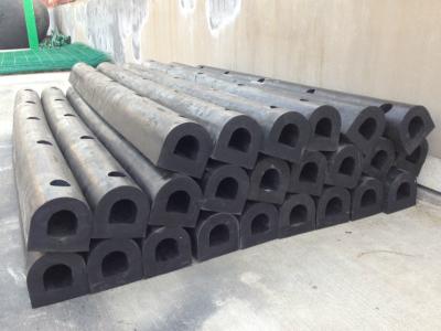 China 8-10 Years Lifespan D Type Rubber Fender Excellent Weather Resistance For Impact Energy Absorption for sale