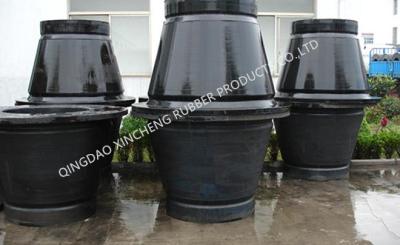 Chine Petite compressibilité de pente de Marine Vessel Cone Rubber Fenders à vendre