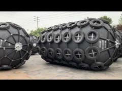 Ship Docking 2.5m Diameter Pneumatic Rubber Fender With Chain And Tyres