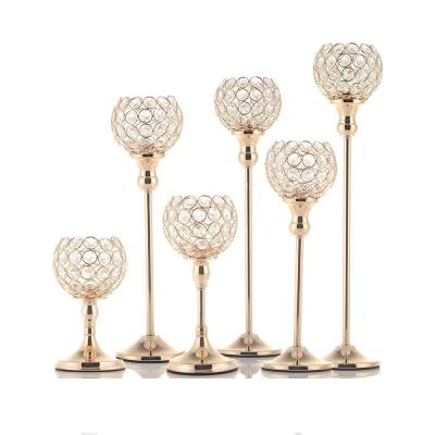 China 2021 Valentine's Day Candlestick Home Decorative Pillar Gold Wedding Table Centerpieces Large Crystal Candle Holders for sale