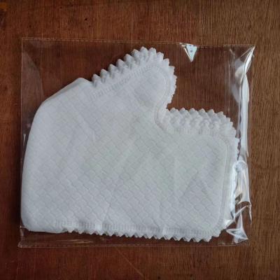 China Viable Silk Exfoliate Scrub Household Food Cleaning Glove Skin Nonwoven Hand Wash Disposable Glove for sale