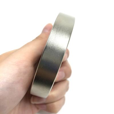 China Large Magnet [LYC] 100mm Industrial Ring Ferrite Neodymium Magnet Ring N52 Outer Diameter for sale