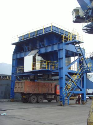 China Cargo Loading Railway Type Industrial Hopper for Port Machine , Mobile Dust Collector Hopper for sale