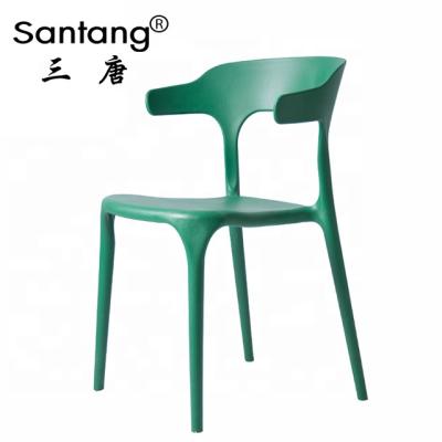 China Dining Chair Most Popular Full Plastic PP Dining Furniture Plastic Relaxing Dining Chairs Stacking Dining Plastic Chairs for sale