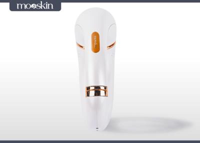 Chine Pearl White nettoyant profondément la machine faciale de brosse, brosse de visage pour la peau sensible à vendre