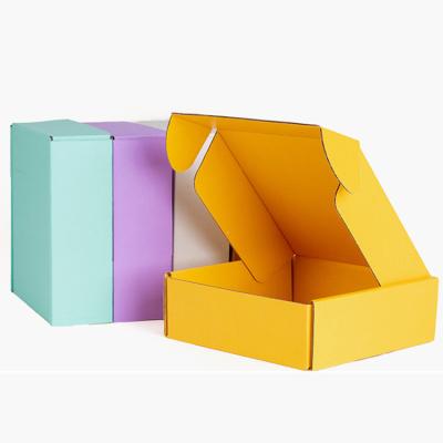 China Recyclable Custom Printing Mailing Box Small CORRUGATED SHIPPING BOX For Apparel Subscription Design Packing Corrugated Box for sale