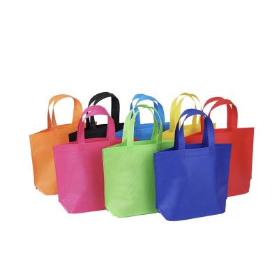 China Recyclable High Quality Durable Using Various PP Non Woven Sack Shopping Bags for sale