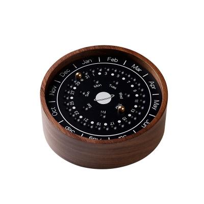 China High-end Crafts and Creative European Wooden Planetary Calendar People Creative Art Gifts Cultural Ornaments Gifts for sale