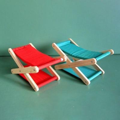 China Traditional wooden beach headrest/pillow with cotton fabric filling, MOQ=300pcs for sale