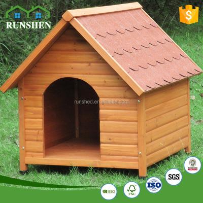 China Easy Viable Relocated Wooden Dog Kennel Buildings Backyard Kennel With Asphalt Roof for sale