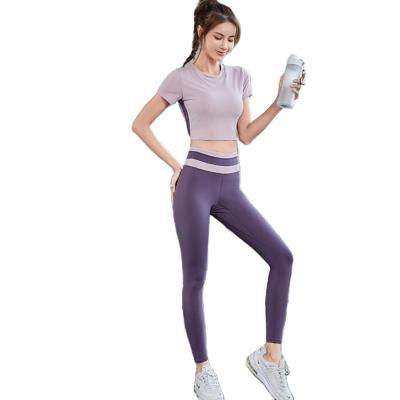 China New Breathable Clothes Yoga Spring and Summer Running Leisure Sports Tops Slim Fit Contrast Color Elastic Fitness Shorts Sleeve Suit Women for sale