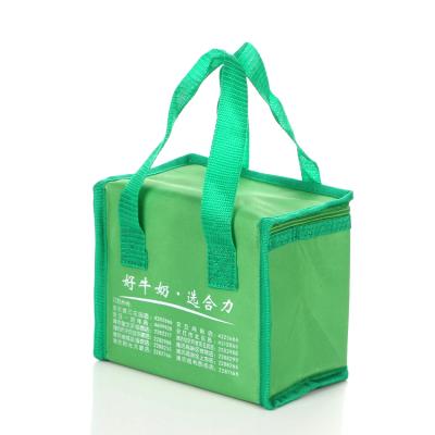 China Promotion Lunch Bag Insulated Cooler Insulated Thermal Bag Customized Non Woven Fabric Cooler Bags for sale