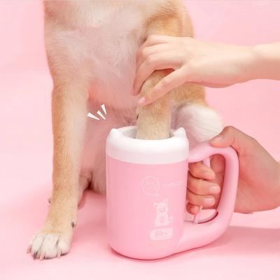 China Midepet Pet Cat Dog Foot Wash Clean Tool Manual Cleaner Rotating Cup Silicone Paw Cleaning For Small Medium Soft Dogs Dropshipping for sale