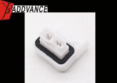 China Conector eléctrico 4 Pin For Toyota Corolla Honda Nissan del surtidor de gasolina del tabique hermético automotriz blanco en venta