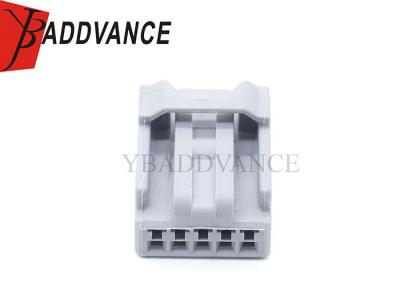 Cina New Arrival 7283-5830-40 Automotive Electrical Wire To Wire Female Unsealed 5 Pin Connectors in vendita