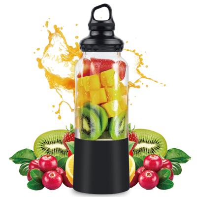 China 3D Car Electric Portable Blender Rechargeable Blades Fruit Juicer Automatic Fruit Juicer for sale