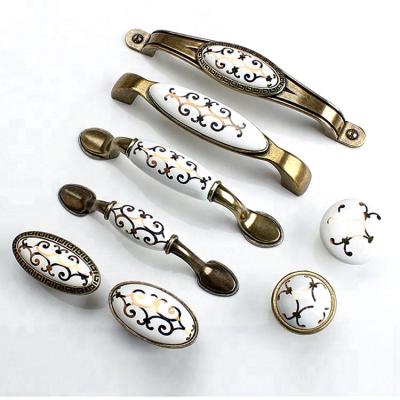 China Retro Vintage Style Comfortable Creative Ceramic Bronze Drawer Pull Antique Handle Furniture Handle Knobs for sale