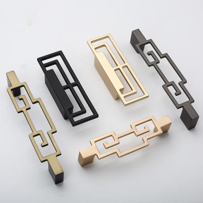 China Modern Zinc Alloy Sideboard Furniture Hardware Accessories Retro Antique Zinc Alloy Drawer Handle Pulls for sale