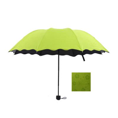 China Cheap novelty umbrella UV protection blossom umbrella with water sprinkling for sale