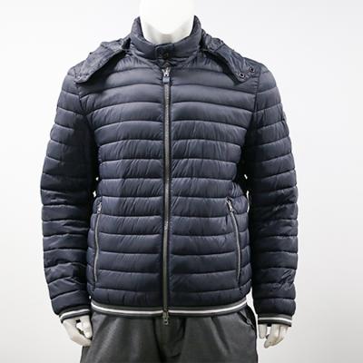 China OEM Breathable Simple Logo Winter Trendy Custom Warmth Padded Hooded Bubble Down Jacket For Men for sale