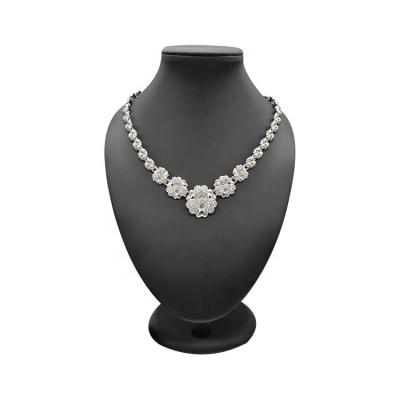 China Fashionable And Generous High Quality Silver Plated Drop Earring Necklace Women Jewelry Set for sale