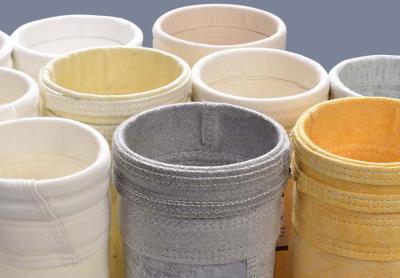 China Antialkali-Fiberglas-Polyester-Filtertüte, die Behandlung versengt zu verkaufen