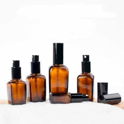 China Eco-friendly Recyclable Brown Spout Spray Perfume Bottle Square Essential Oil Bottle Amber Lotion Bottle for sale