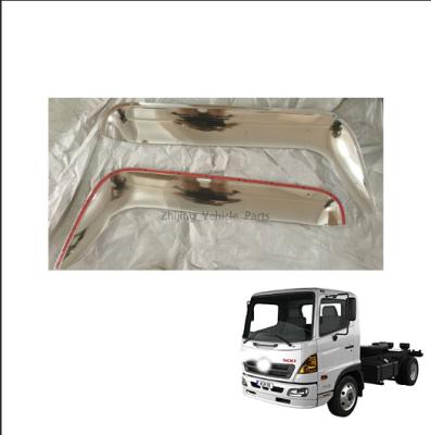 China Truck Body Parts Danyang Factory Vehicle Truck Body Parts Chrom Mud Spoiler For HINO 700 500 Solapa De barro Wholesale for sale