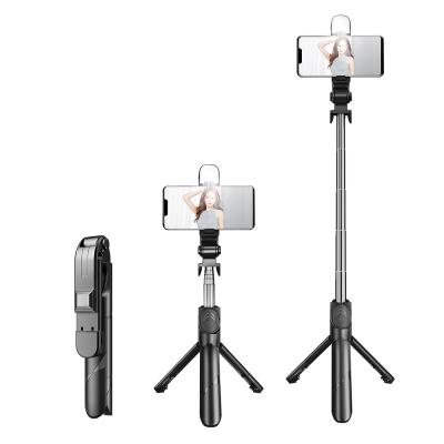 China XT-02SP Portable Selfie Stick Flexible Flexible Extended Tripod With Light For Smartphone for sale