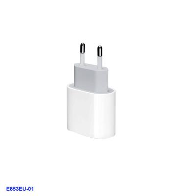 China Universal Smart Mobile Phone Wall PD 20W Travel Charger Travel Charger Low Price for sale