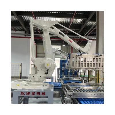 China High Efficiency Robot Palletizer Machine For Edible Oil Filling Production Line for sale