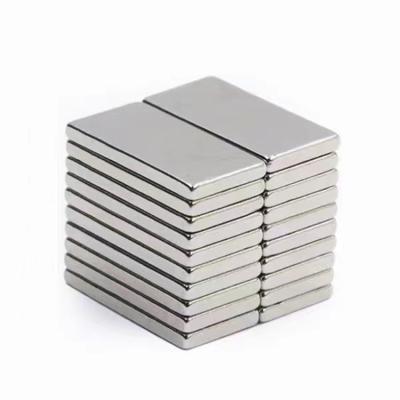 China NdFeB Magnet ISO9001 2008 Certified Permanent N52 Small Powerful Block Neodymium Magnets for sale