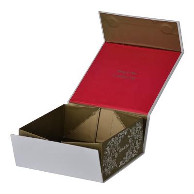 China Recycled Materials Wholesale Custom Magnetic Folding Luxury Packaging Box Boxes For Gift Package for sale